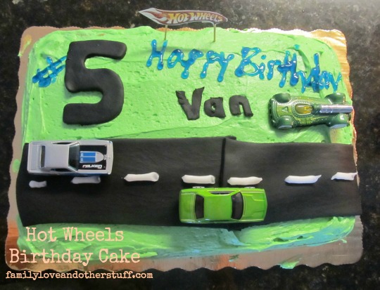 Hot Wheels Birthday Cake