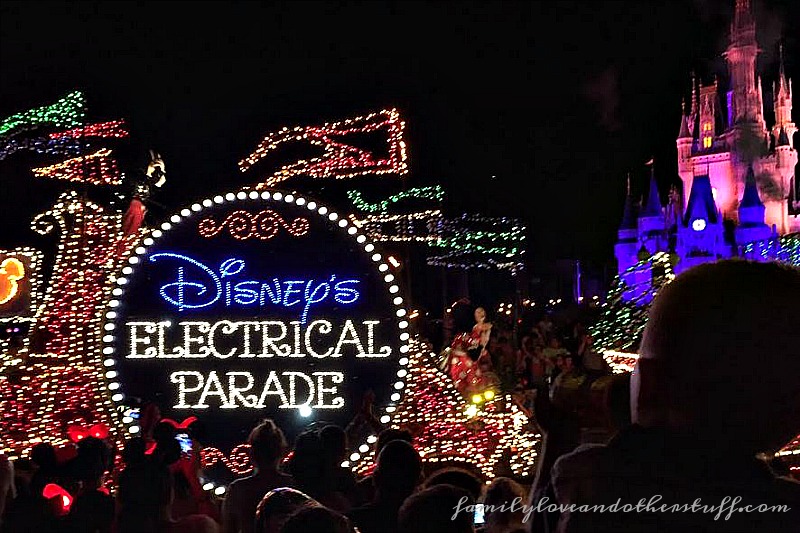 main-street-electrical-parade-wm1