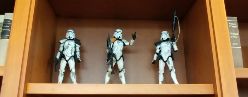 bookshelf-stormtroopers