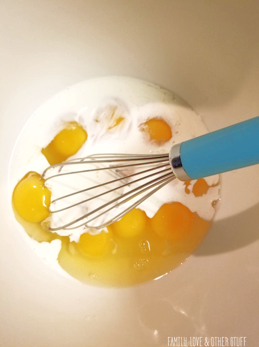 4-ingredient Breakfast Casserole Recipe